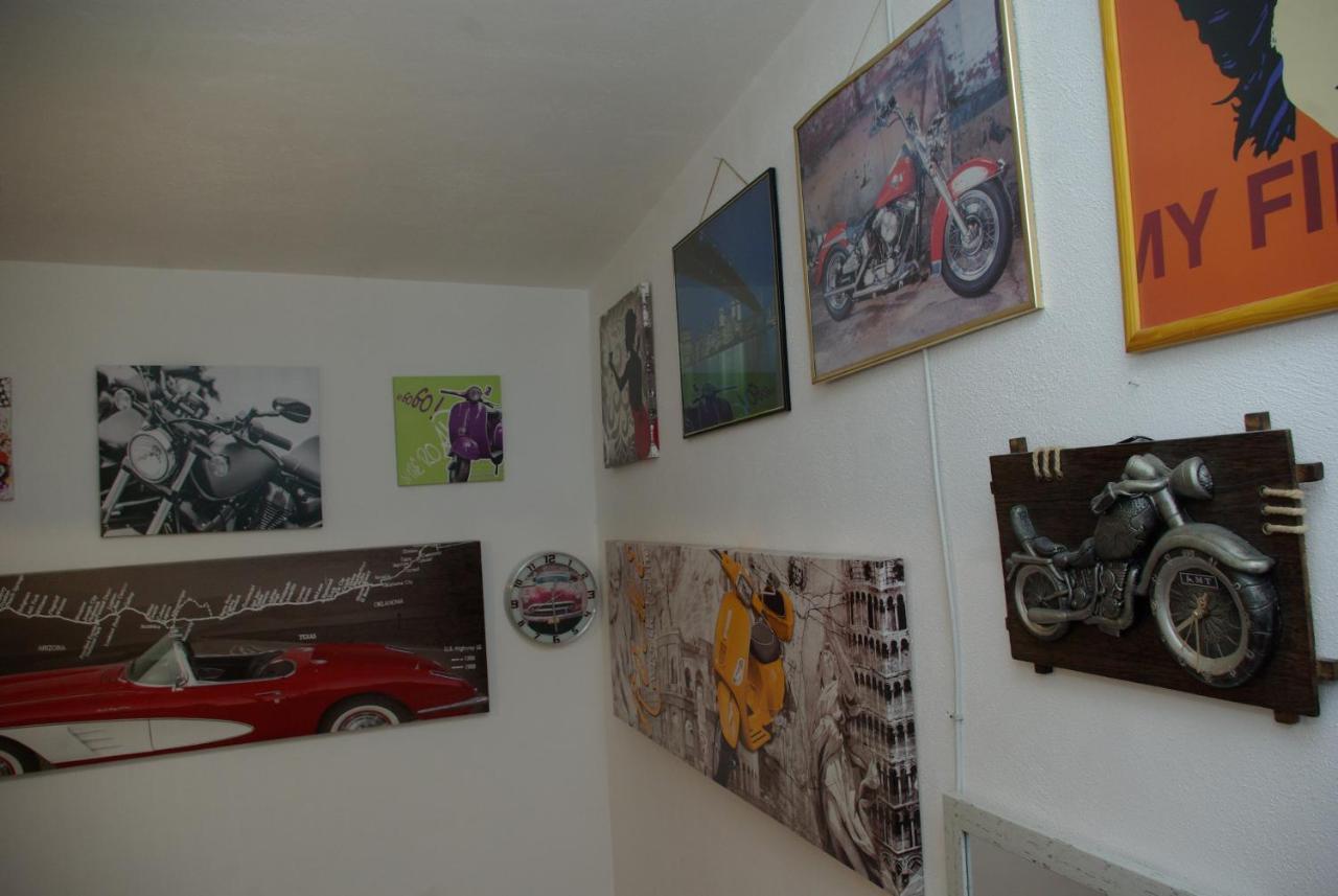 Rooms Tia Baška Voda Esterno foto