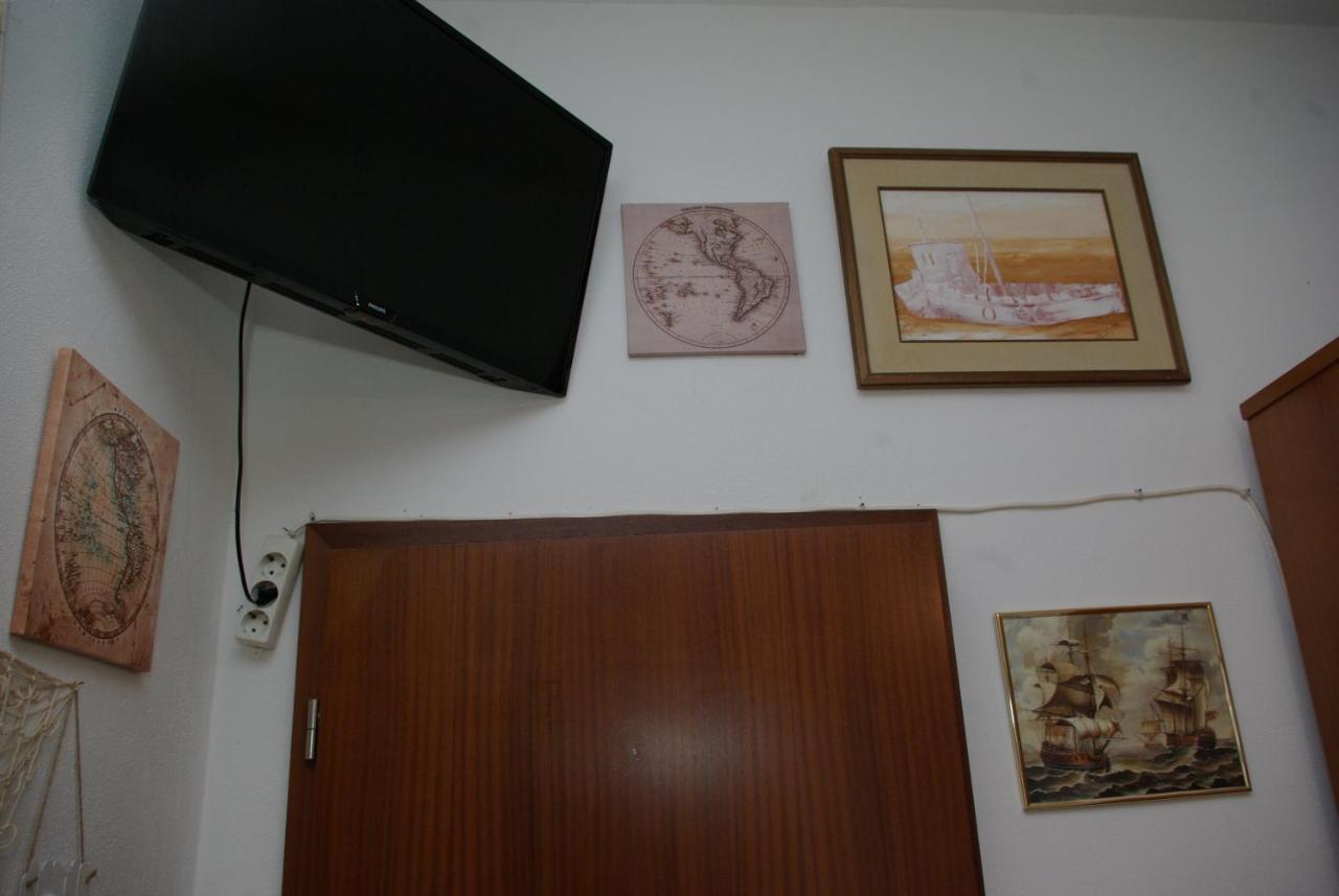 Rooms Tia Baška Voda Esterno foto