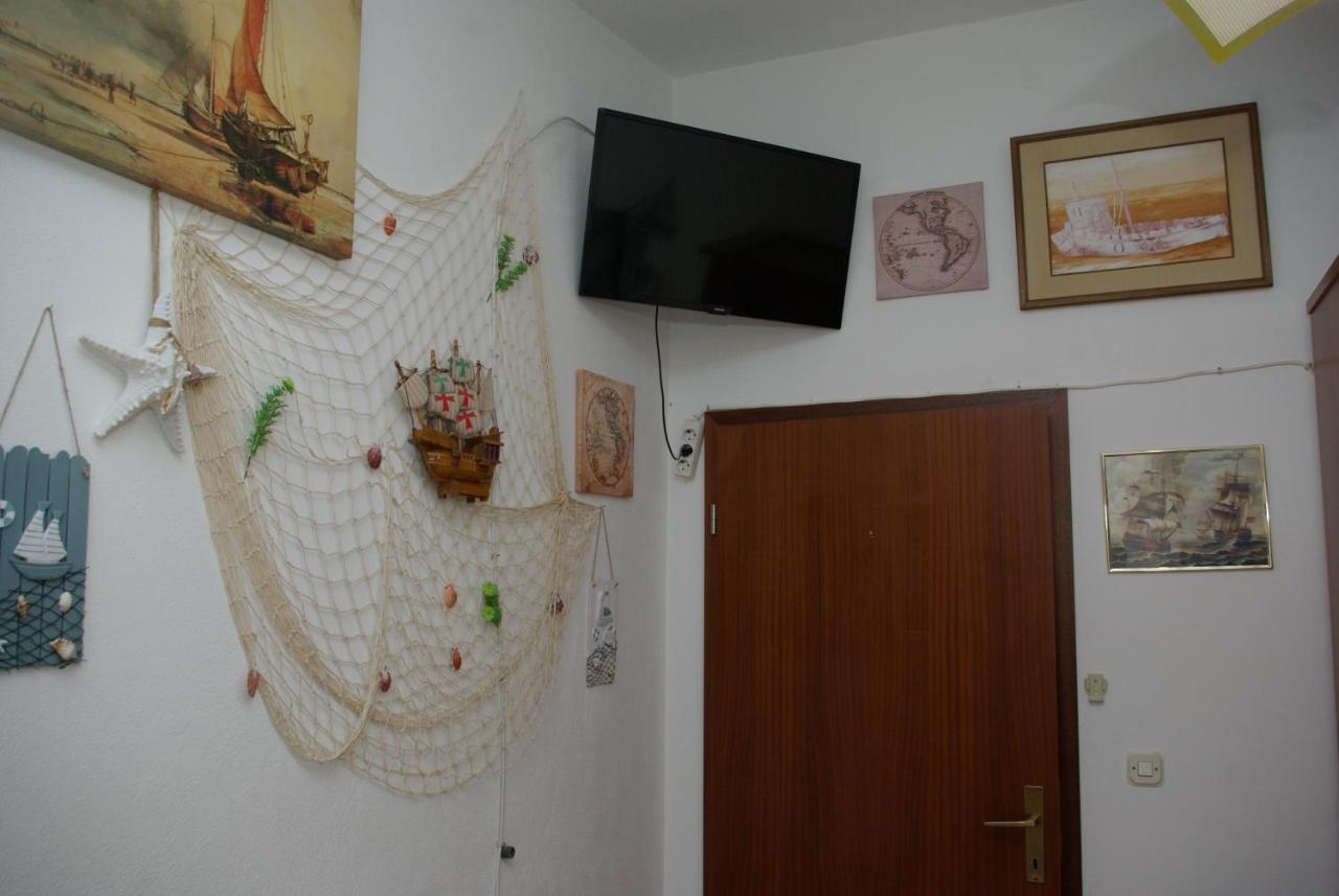 Rooms Tia Baška Voda Esterno foto