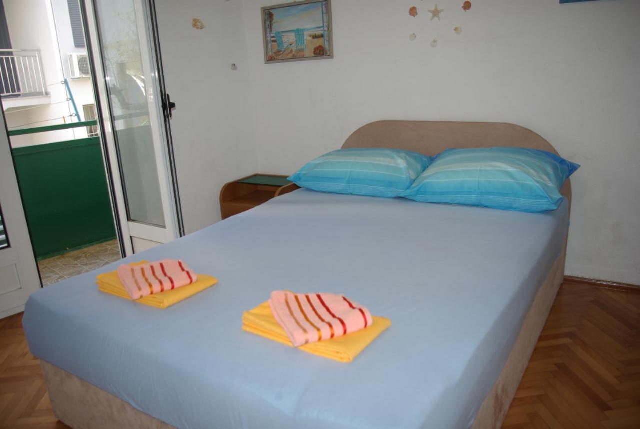 Rooms Tia Baška Voda Esterno foto