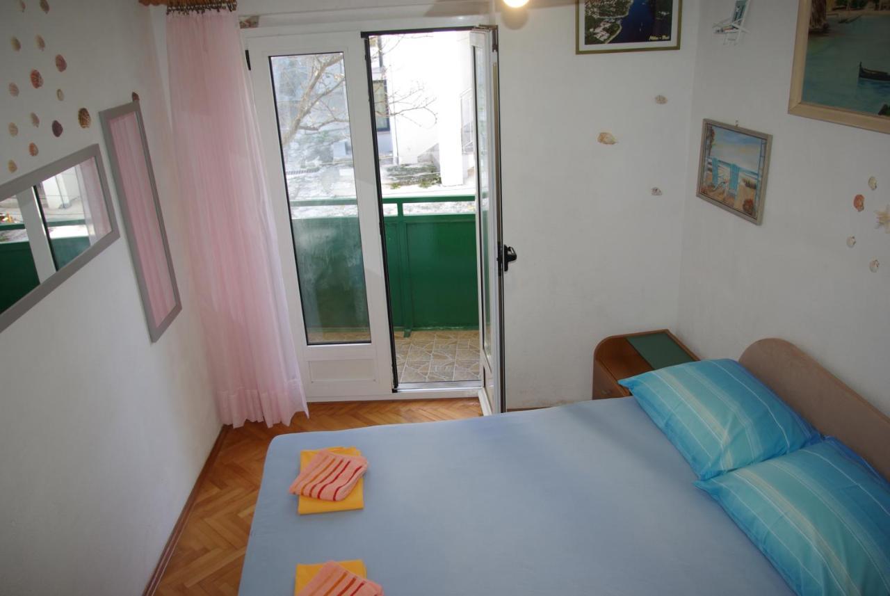 Rooms Tia Baška Voda Esterno foto