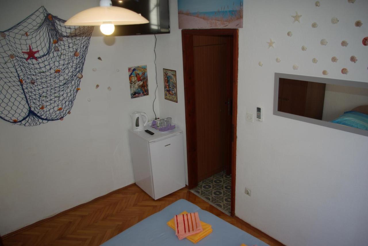 Rooms Tia Baška Voda Esterno foto